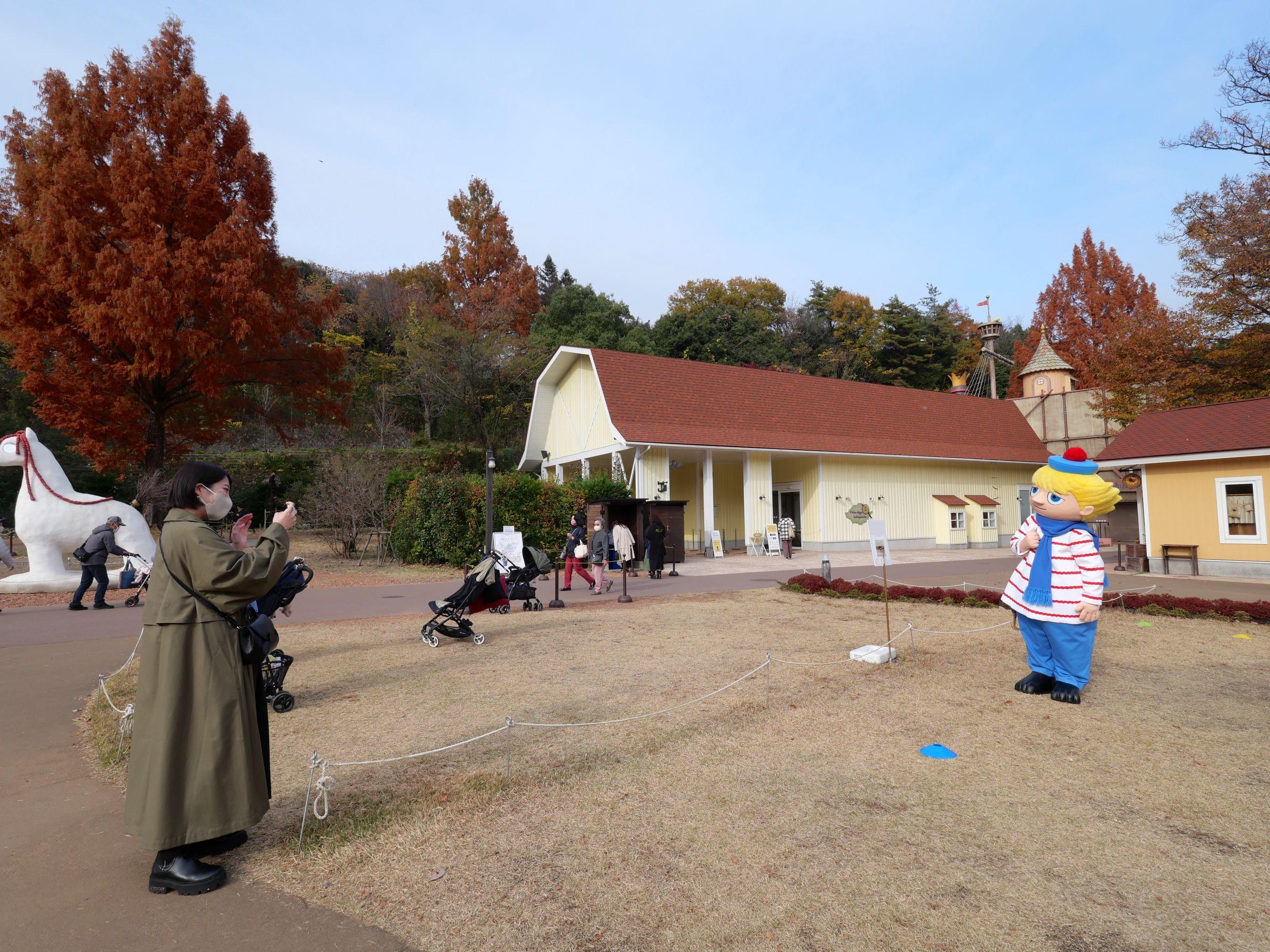 姆明家族角色「真人」,不時現真身給你近距離集郵打卡!