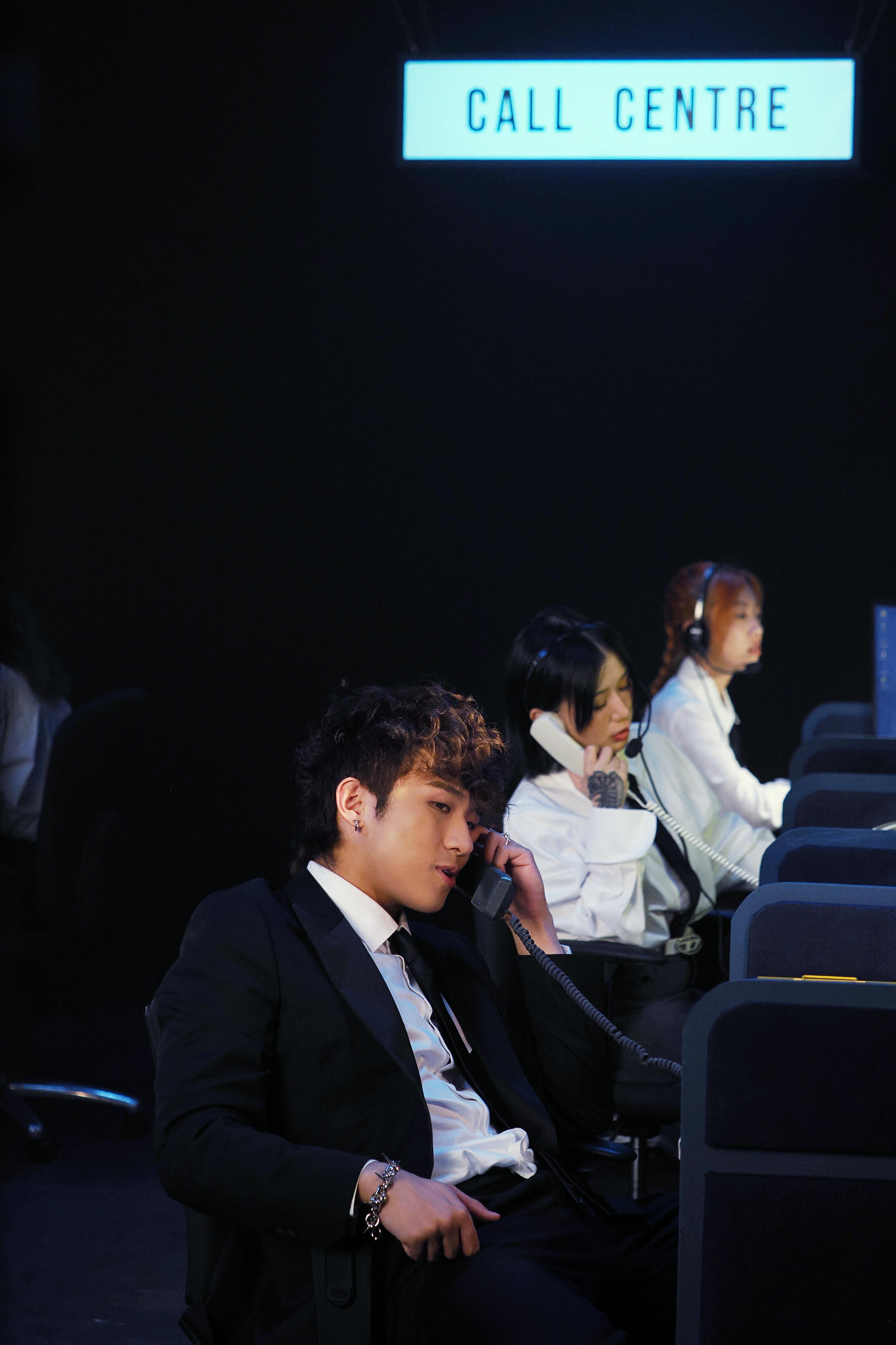 ANSONBEAN在MV內無心工作,腦內只有女主角。