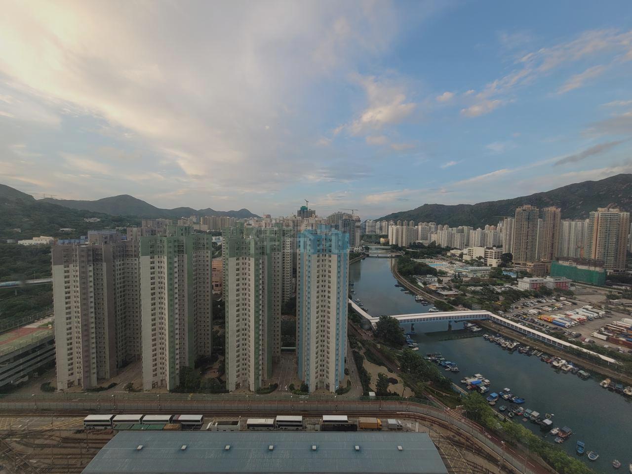 單位外望屯門河景及市景,視野十分開揚。(代理提供)