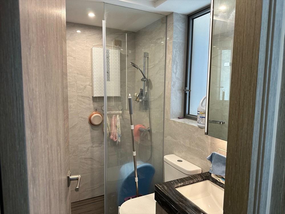 明廁浴室屬發展商裝修,保養新淨整潔。(代理提供)