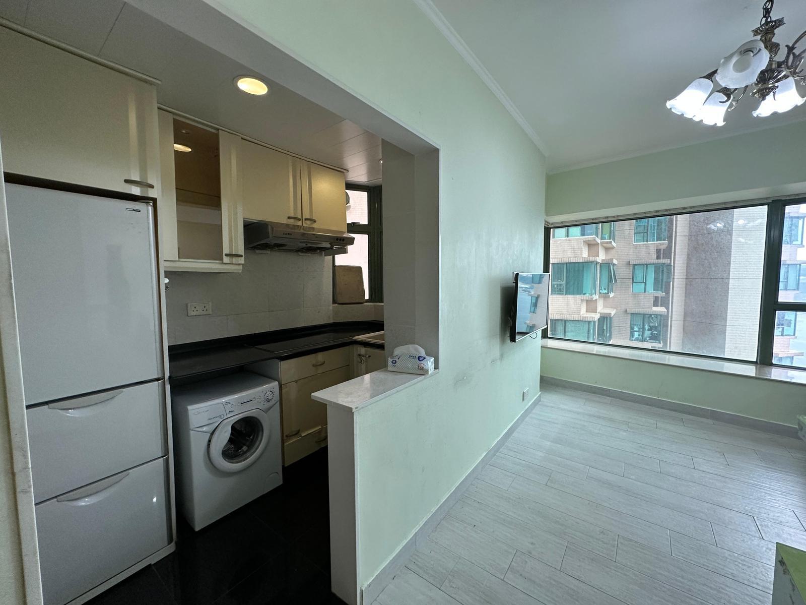 廚房採半開放式設計。(代理提供)