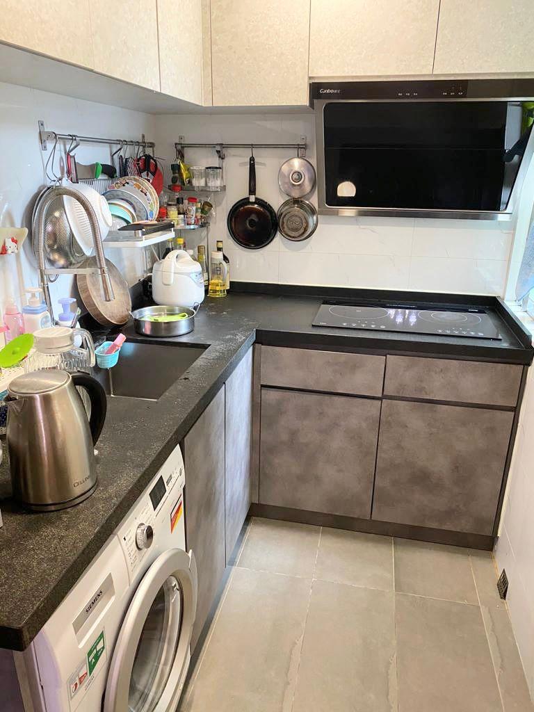 廚房空間充裕,配套亦算新淨。(代理提供)