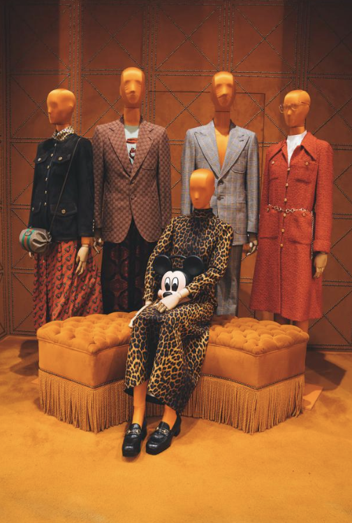 大logo名牌。(圖片來源:Unsplash@Nelson Ndongala)