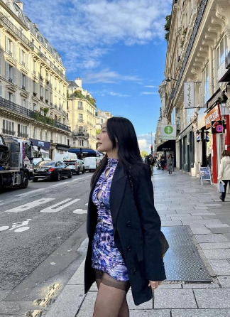 絲襪其實是簡單的配搭之一。(示意圖,非當事人)(圖片來源:Instagram@missjni)