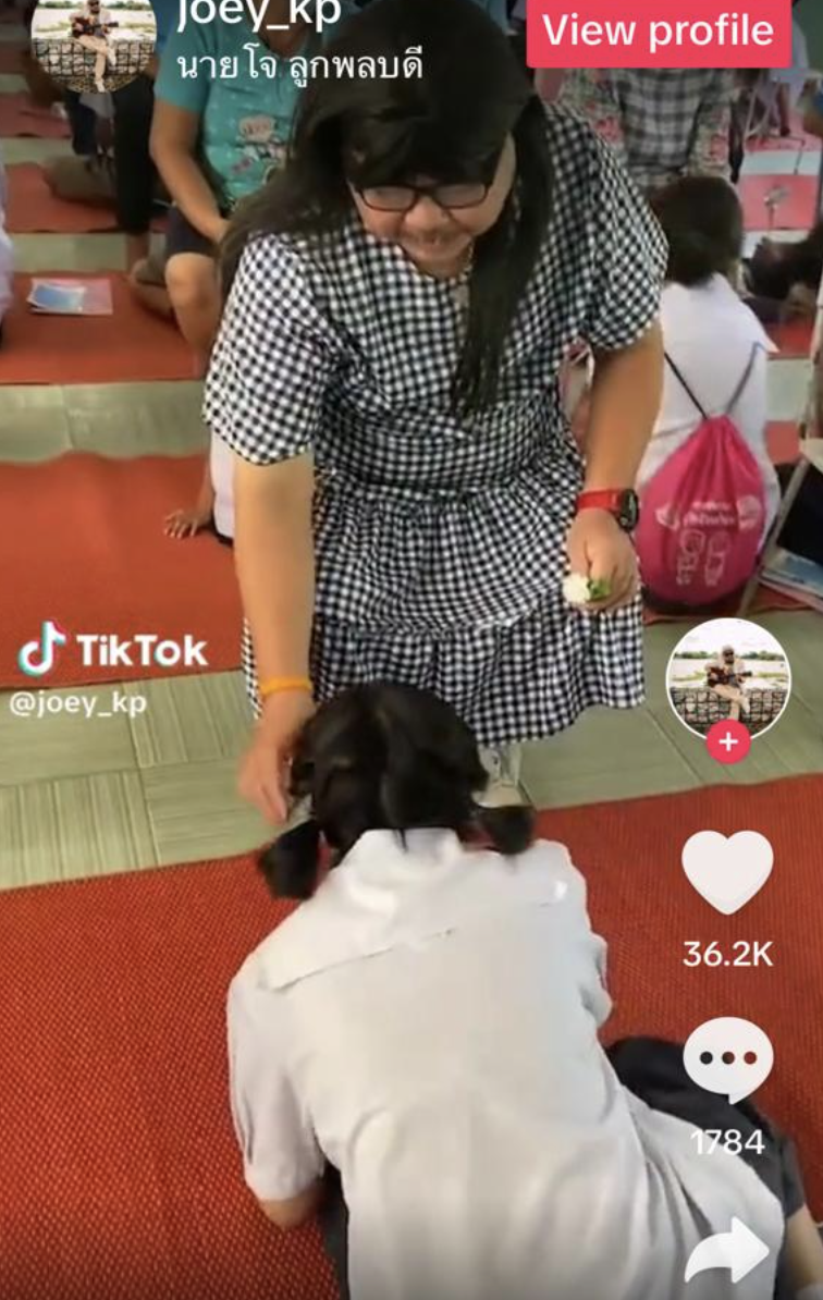Joe男扮女裝,場面感人。(圖片來源:TikTok@joey_kp)