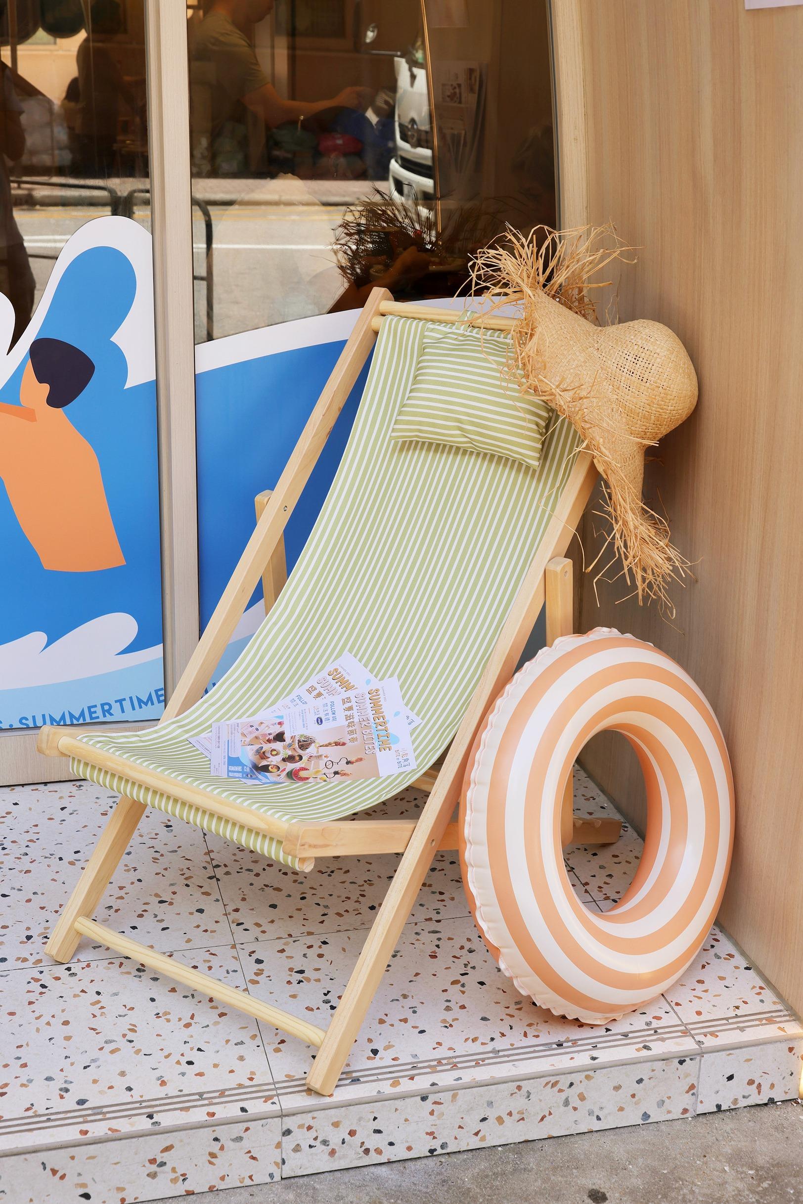 敏感肌護膚品牌Cetaphil舒特膚,首次聯乘本地原創新派甜品小食品牌「小點角落Bite by Bite」,特別將店內變身成為燦爛多彩又玩味十足的盛夏沙灘派對。