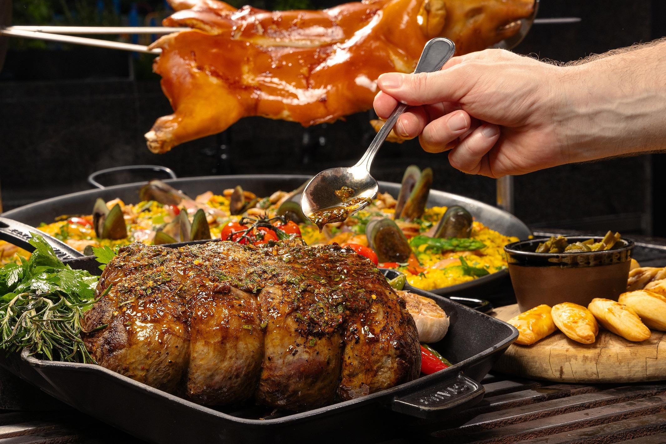 香港君悅酒店The Grill買二送二 露天池畔餐廳燒烤自助晚餐