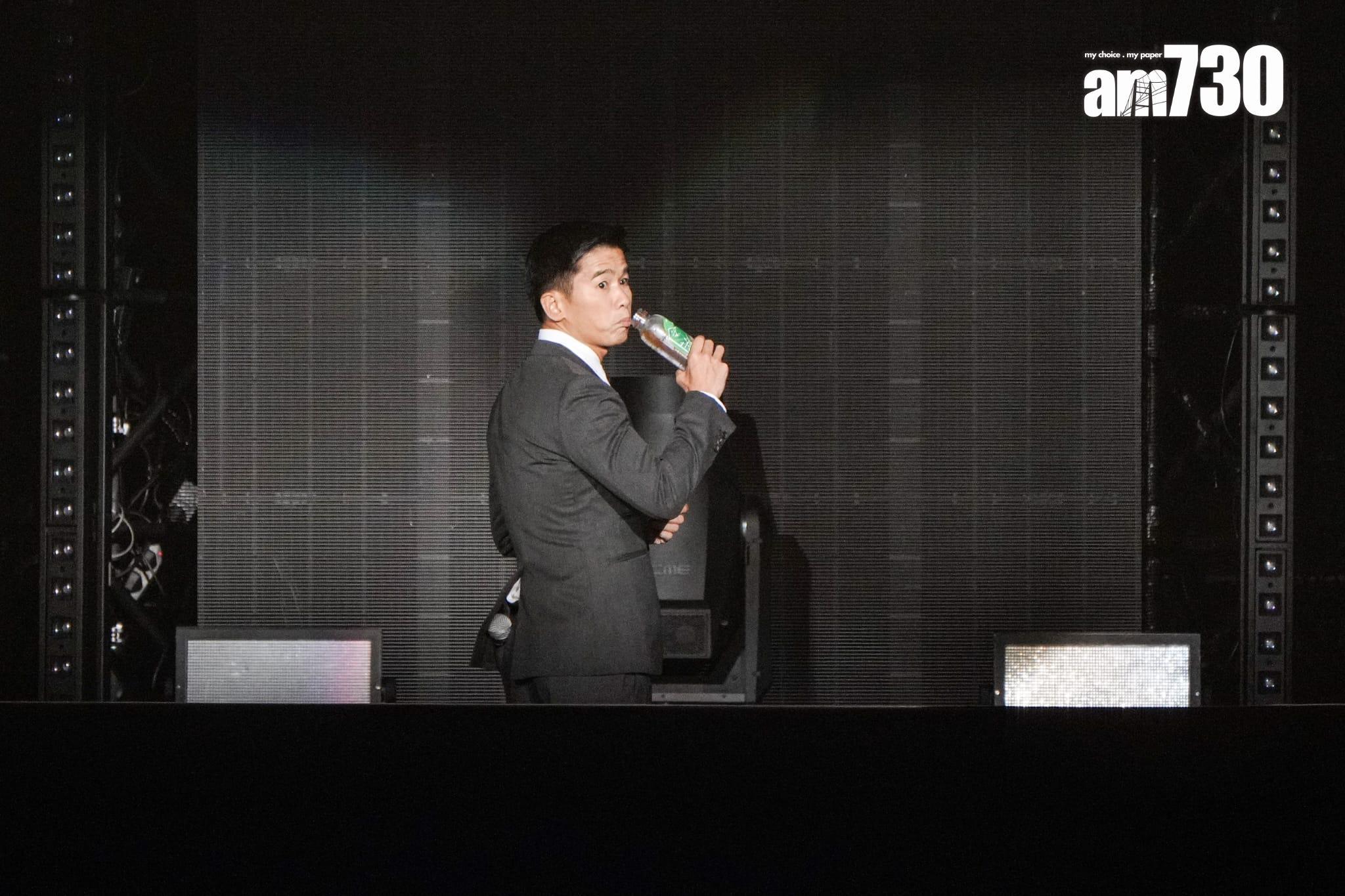 姜濤演唱會|林海峰在姜濤演唱會首場出現。(李睿哲攝)