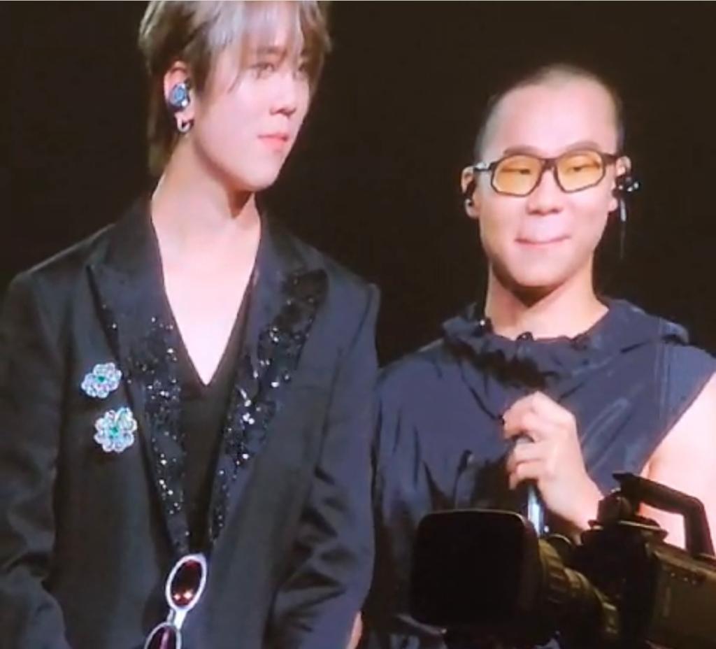 Gareth. T在萬人面前咀姜濤。