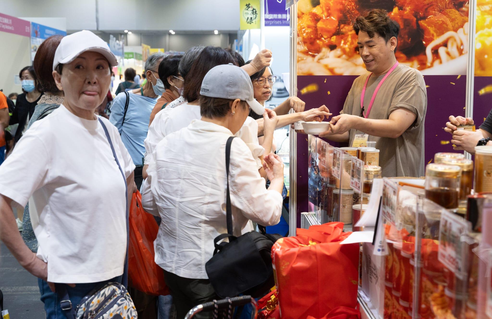 工展會購物節|今最後一日展商推優惠促銷 有檔主稱生意額歷年最差 (蘇文傑攝)