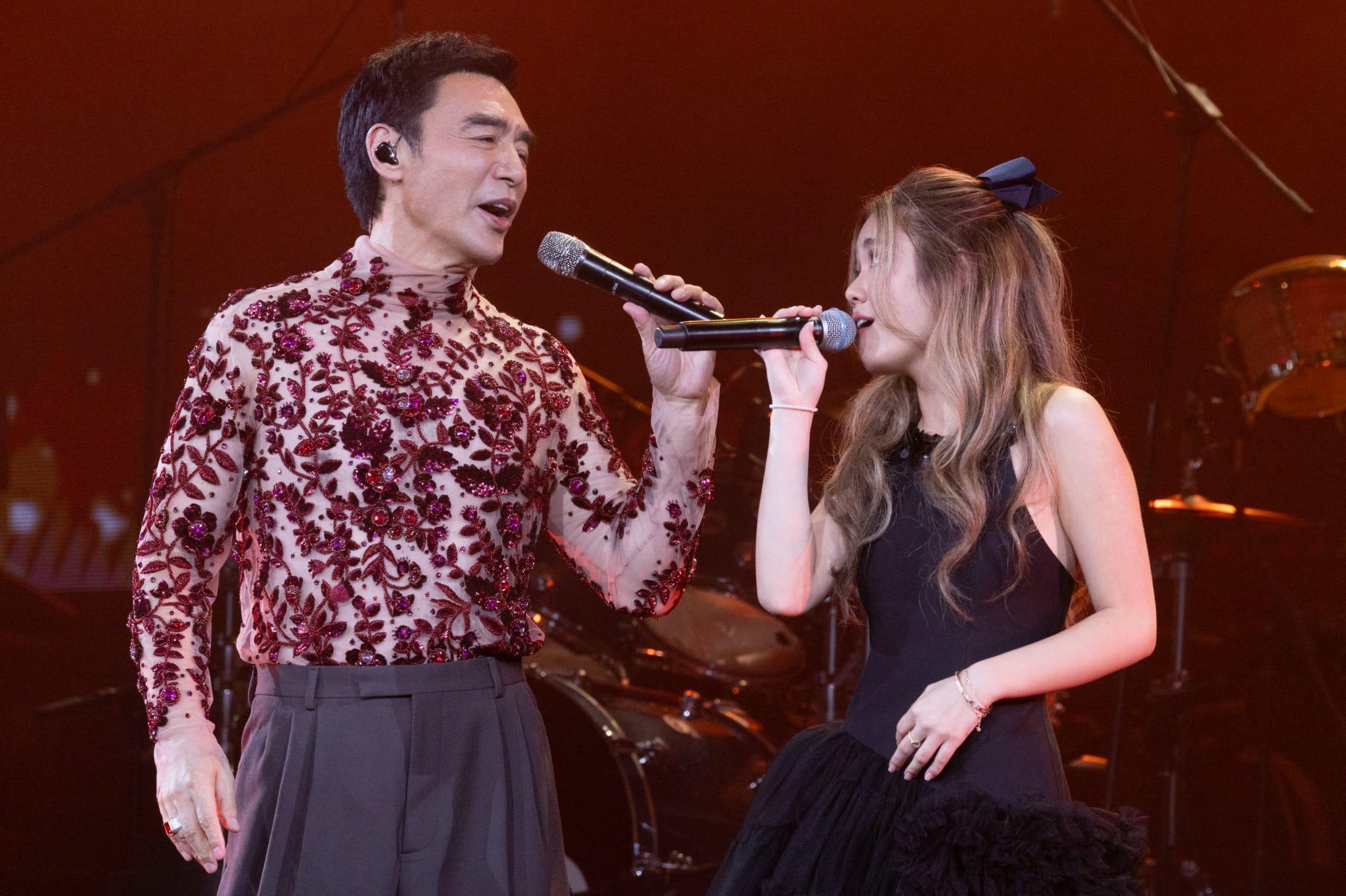 《溫拿情不變說再見演唱會》尾場,鍾鎮濤女兒鍾懿擔任嘉賓。(蘇文傑攝)