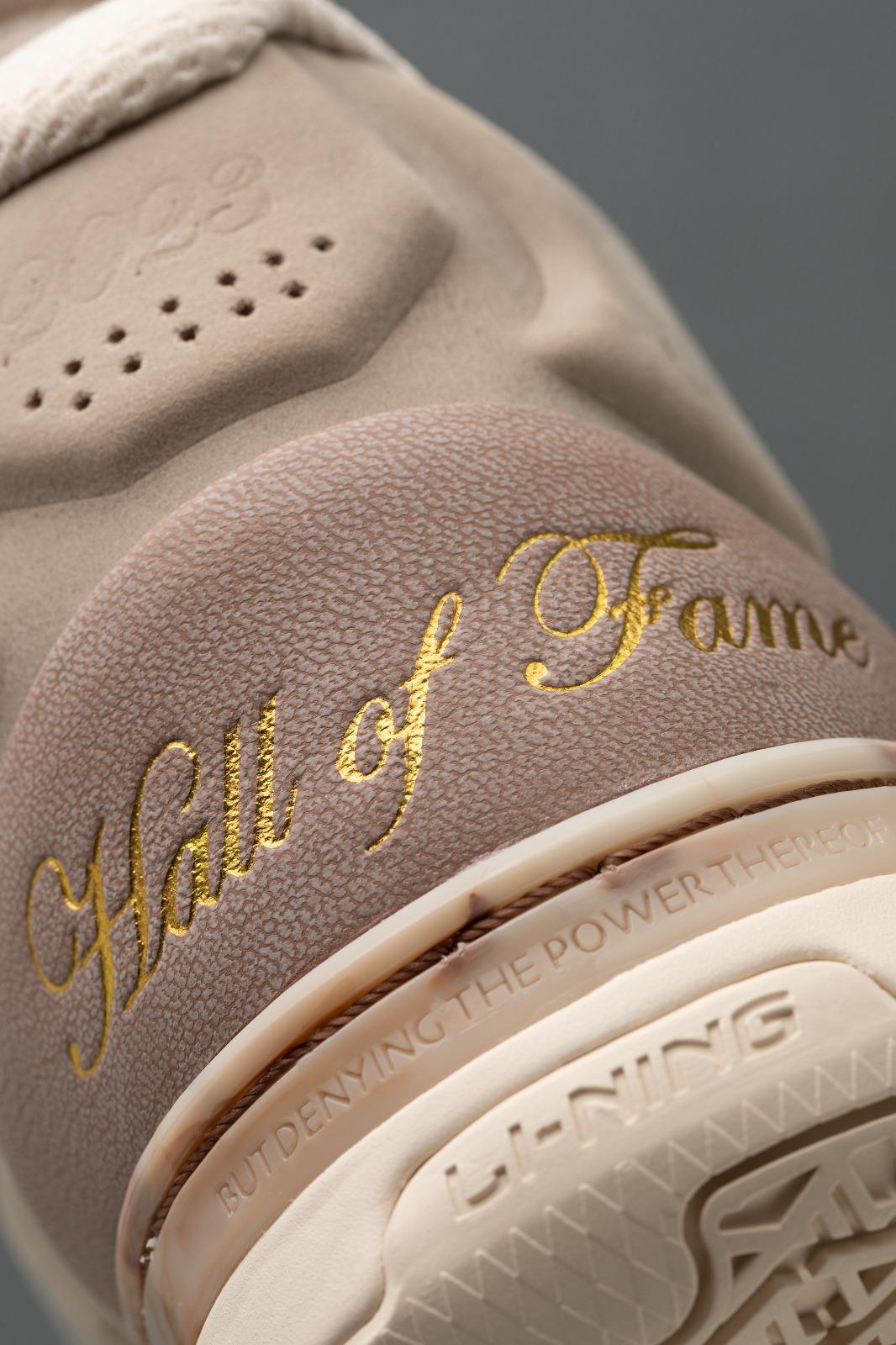 韋迪球鞋Way of Wade 1- Hall of Fame8月19日起,於廣東道旗艦店限量發售