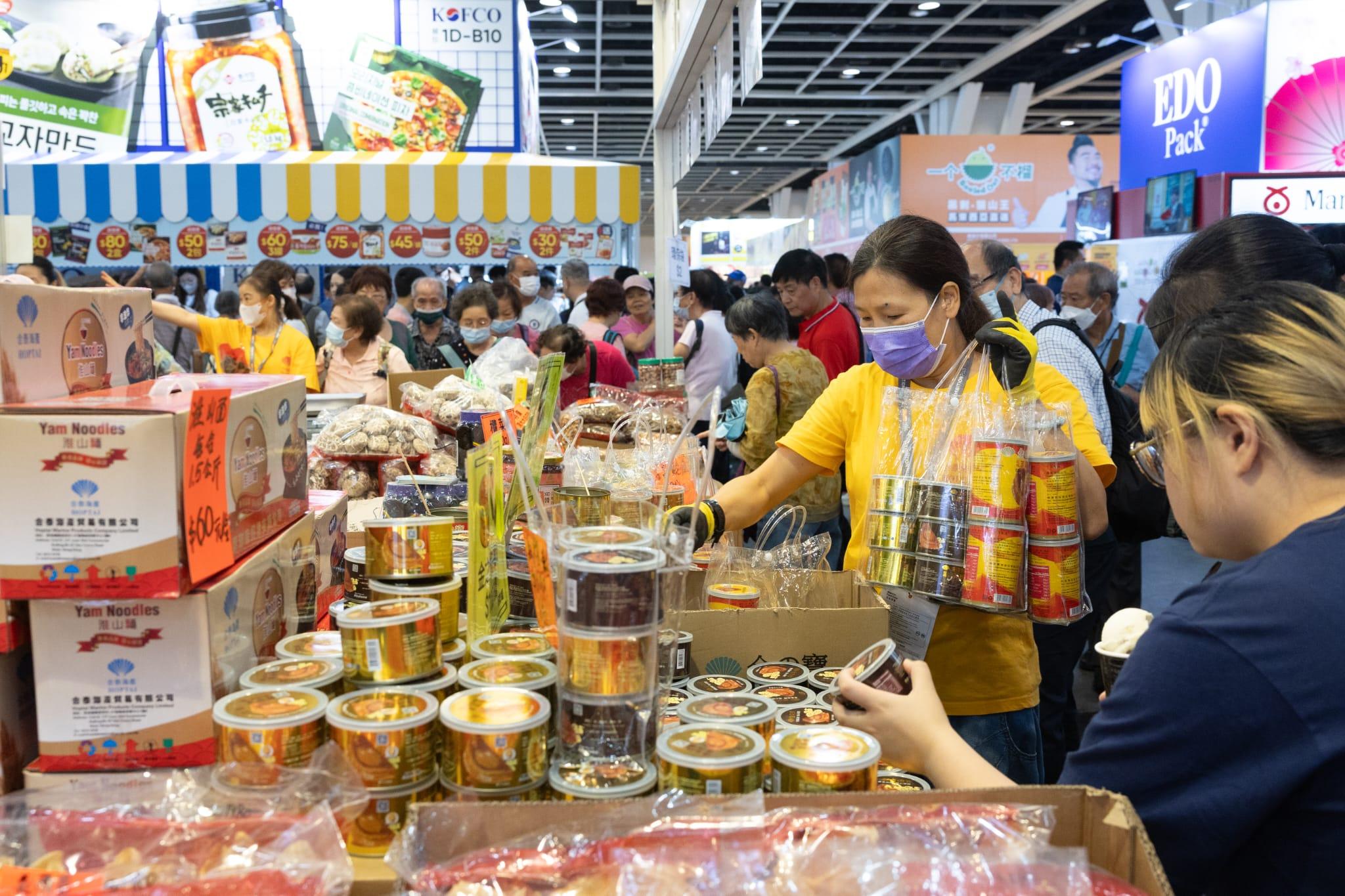 美食博覽2023|灣仔會展美食博覽今開鑼 有市民為搶鮑魚三日前已排隊