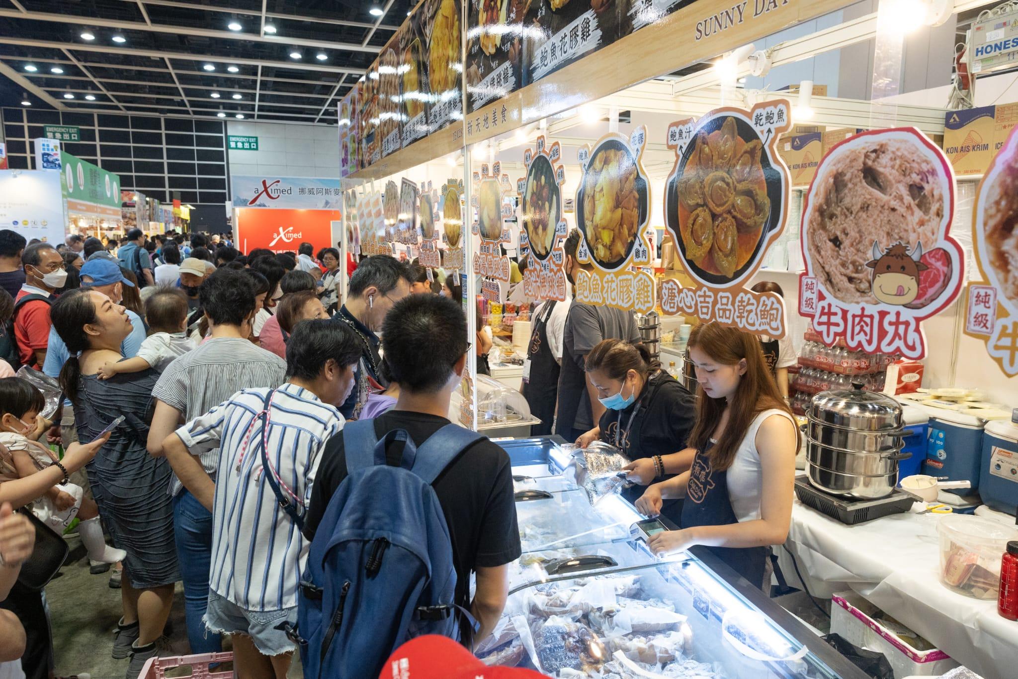 美食博覽2023|灣仔會展美食博覽今開鑼 有市民為搶鮑魚三日前已排隊