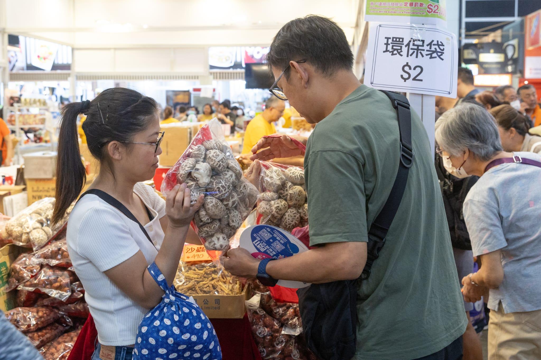 美食博覽2023|今最後一日 有參展商減價促銷 (蘇文傑攝)