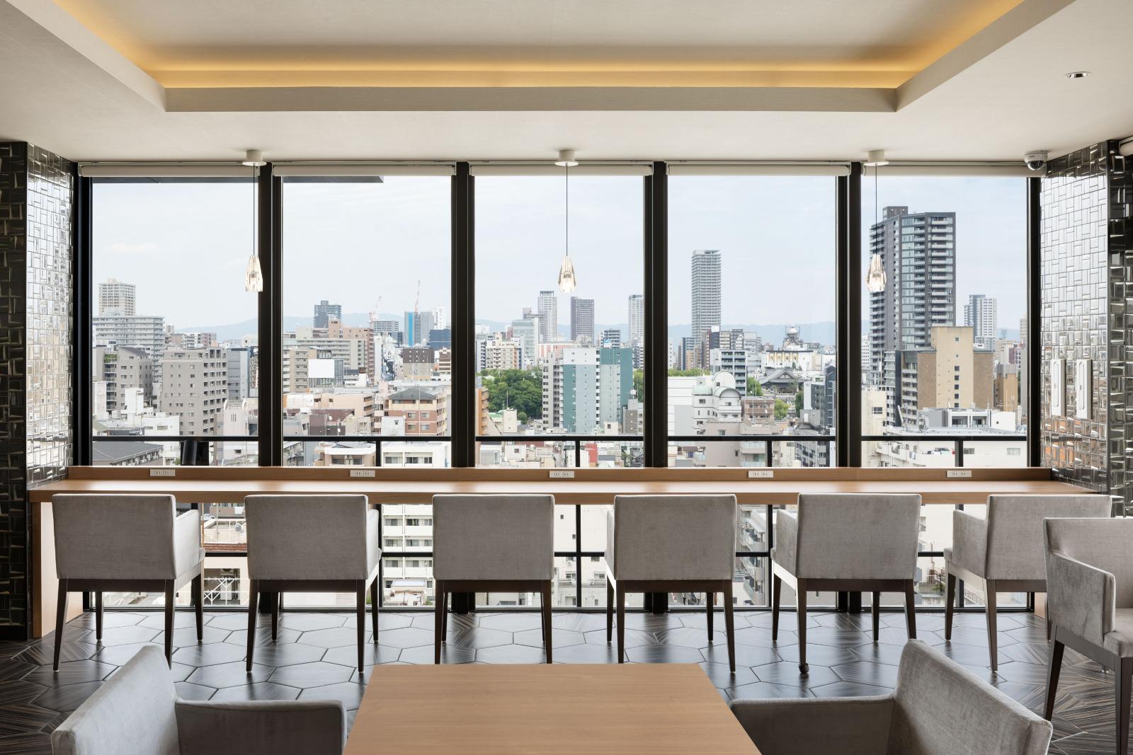 早餐可到15樓的餐廳享用。(圖片來源:The b 難波黑門市場)