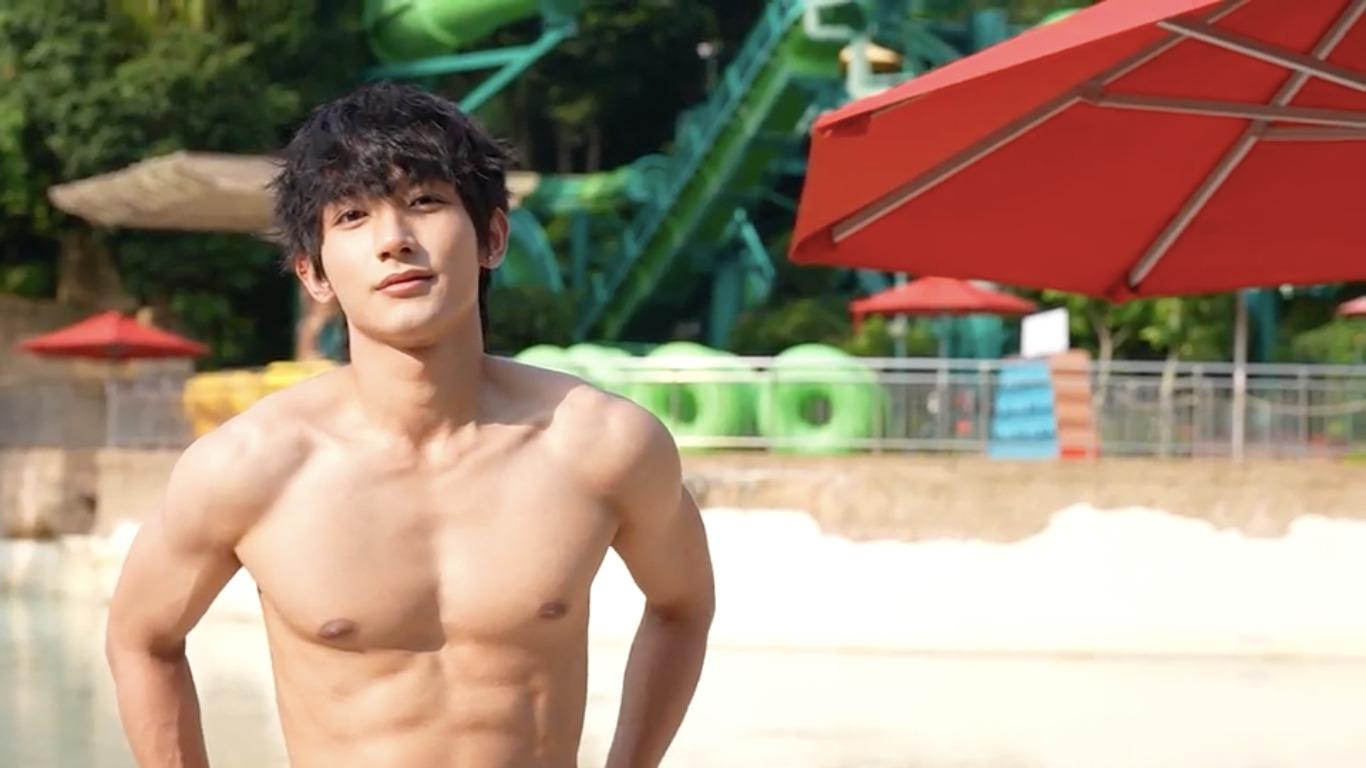 Martin憑劇集《I SWIM》入屋。