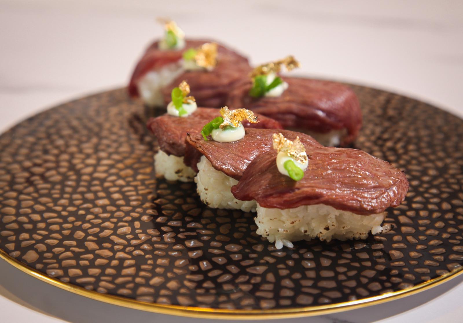 壽司/刺身:火炙和牛壽司