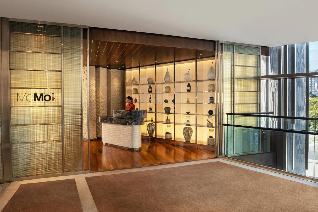 中西美食薈萃的沙田 MoMo Café,致力為賓客呈現色香味俱全的佳餚。