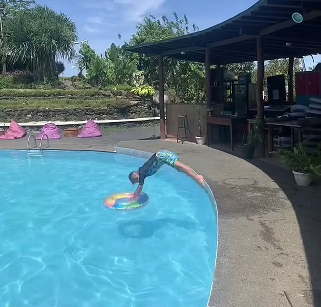 財務自由|夫婦帶埋3個仔女搬去峇里島。(互聯網)