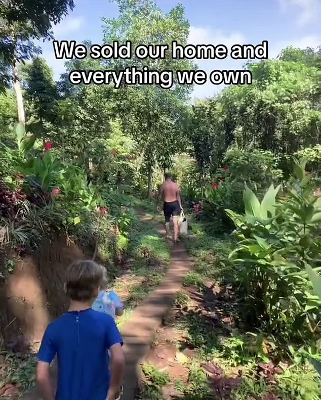 財務自由|夫婦帶埋3個仔女搬去峇里島。(互聯網)