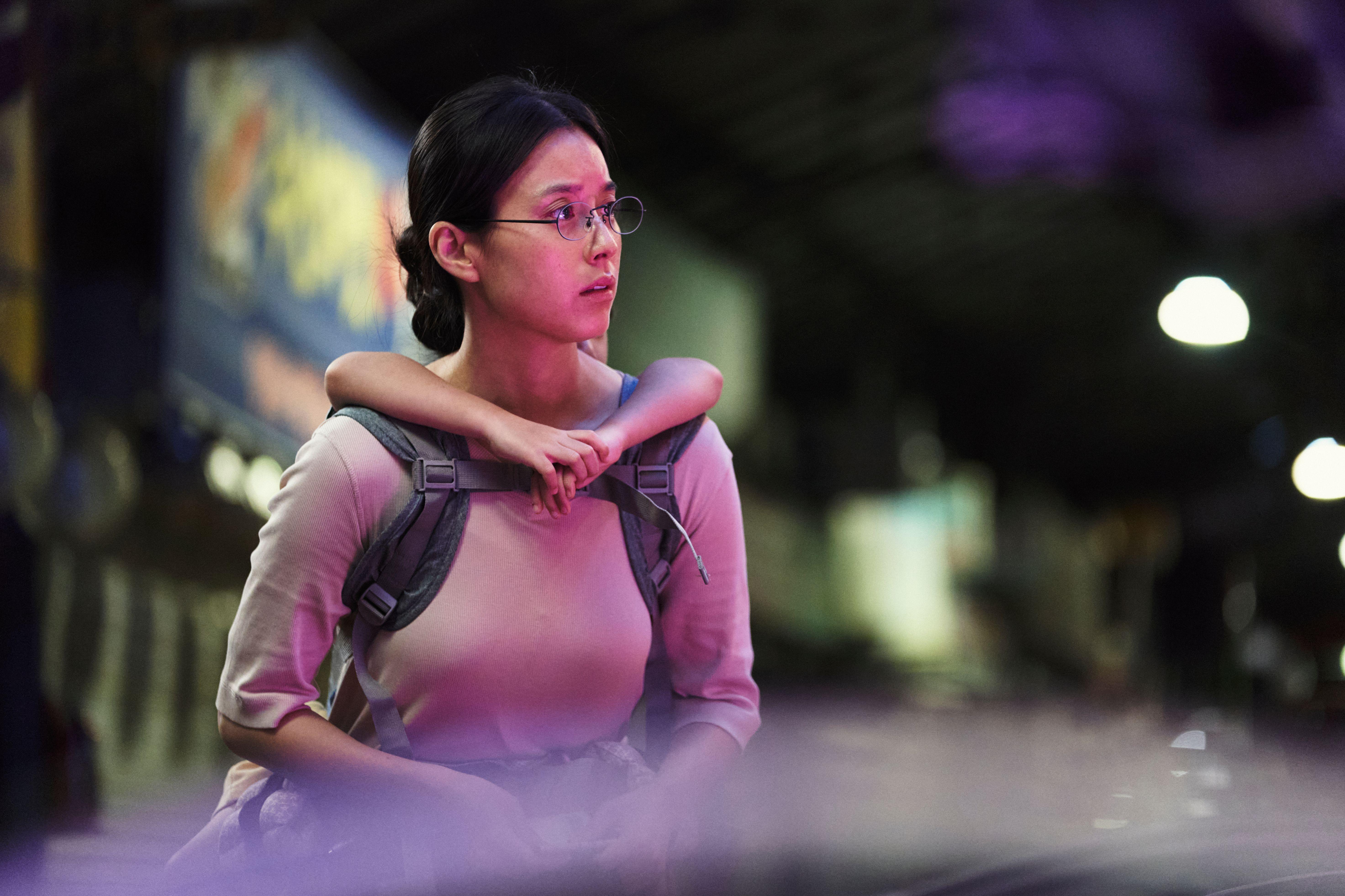 韓孝周一改形象在劇中扮演慈母角色。