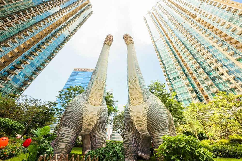 暑假好去處│兩條8米高的長頸龍亦會在L3花園平台震撼登場。