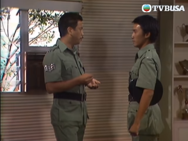 1984年《新紮師兄》梁朝偉與吳孟達對手戲。(網上截圖)