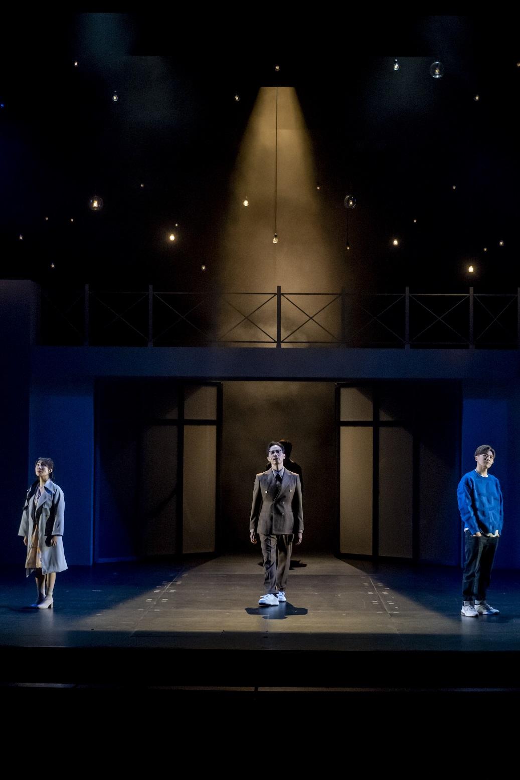 Frankie、強尼、黃靖程和馮志佑合演的音樂劇 《大象的告別式》,有笑有淚,感動人心。