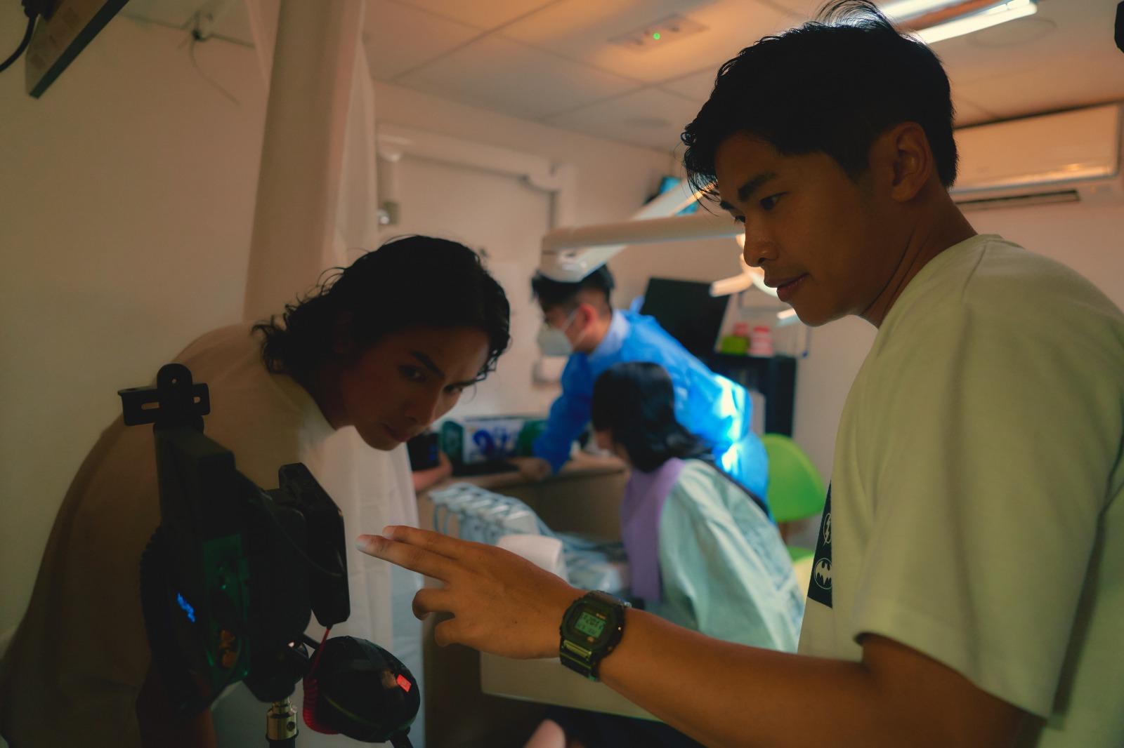 游學修為《牙痛文學》擔任主唱,對他的意義相當重大。