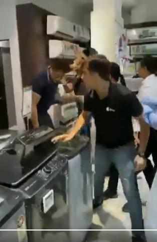 現場混亂。(互聯網)