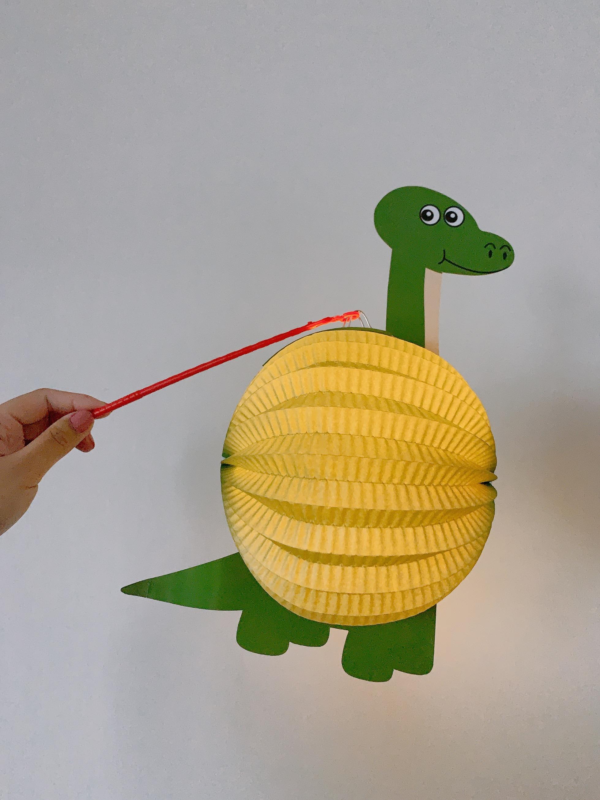 可愛恐龍造型燈籠