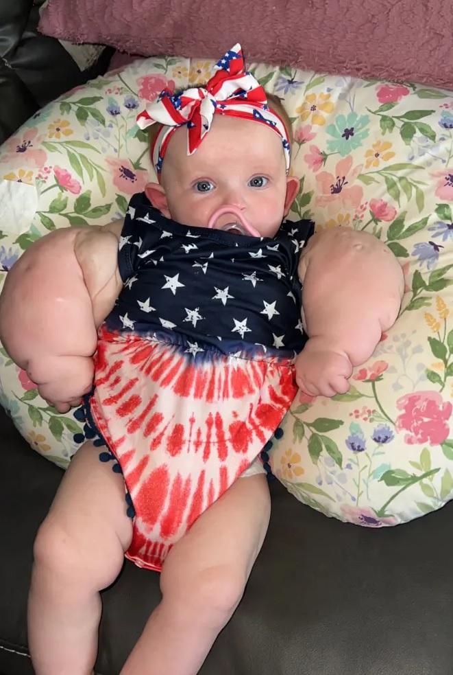 阿曼妮健康長大。(互聯網)