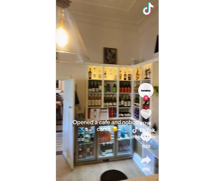 Tom頹爆拍片,介紹他精心打造的咖啡店。(互聯網)