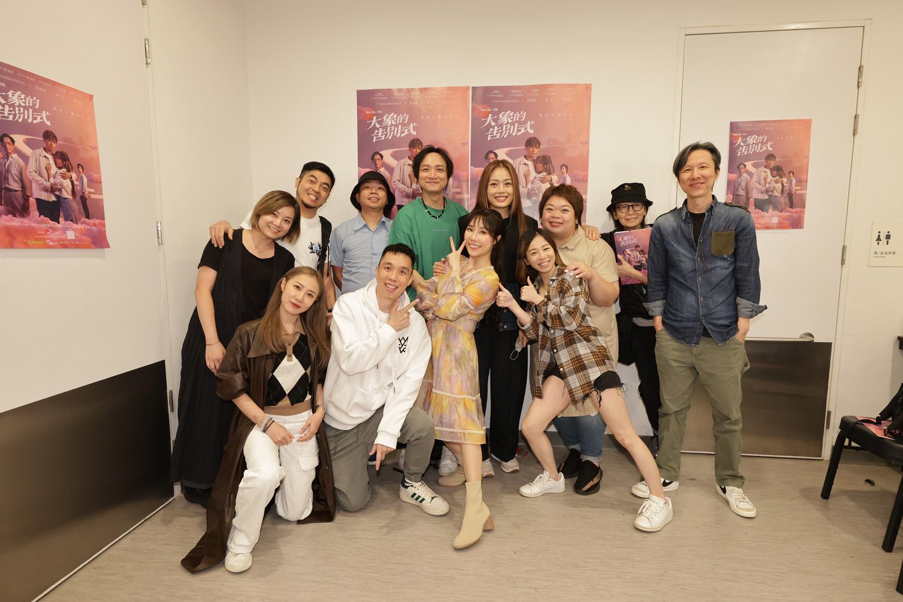 容祖兒出席支持《大象的告別式》。