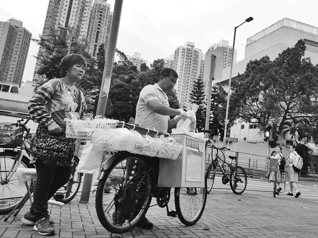 香港夜繽紛|灣仔海濱 「海濱遊藝坊」懷舊街頭美食