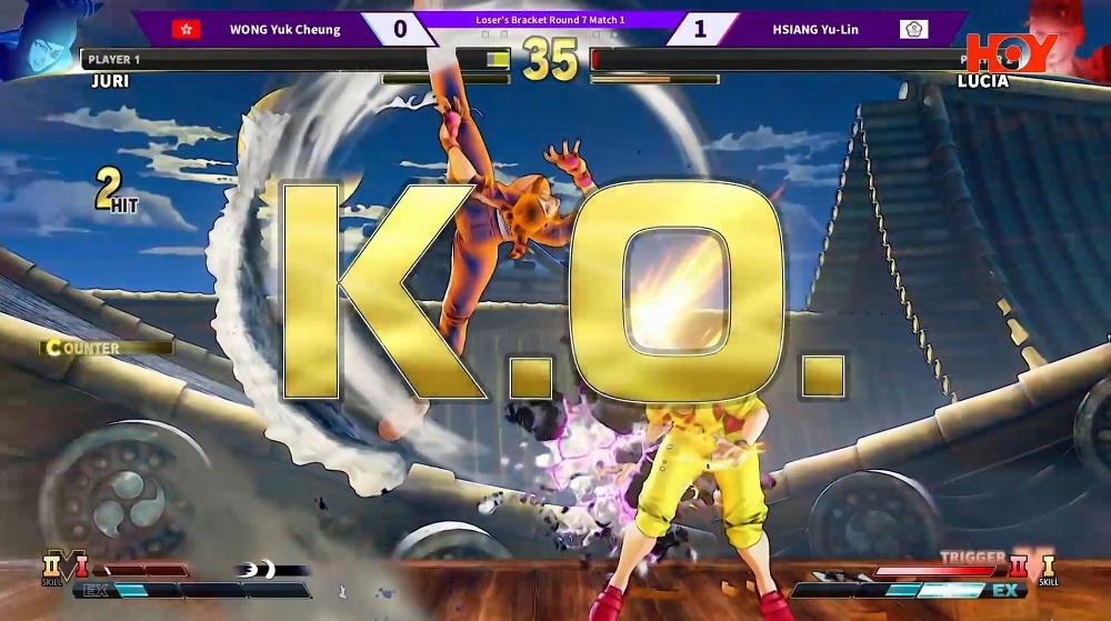 黃育祥一度在劣勢反擊成功。(直播截圖)