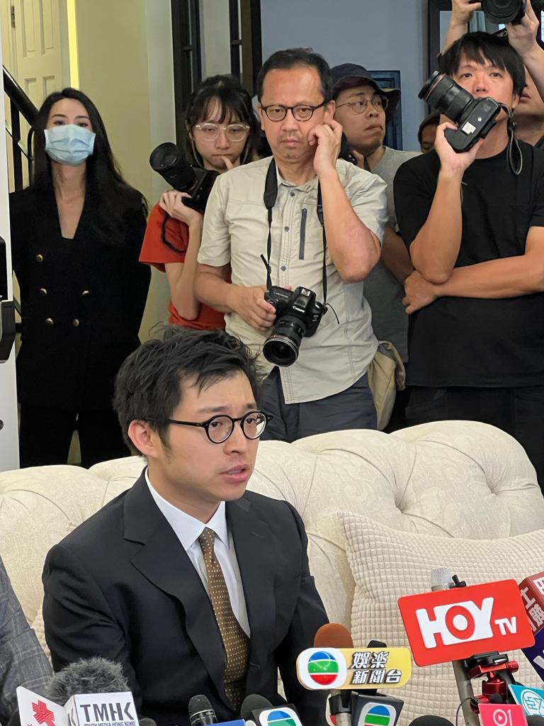 記者會舉行期間,林作女友裕美亦有在場。