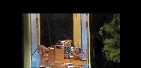 技術人員搶修。(互聯網)