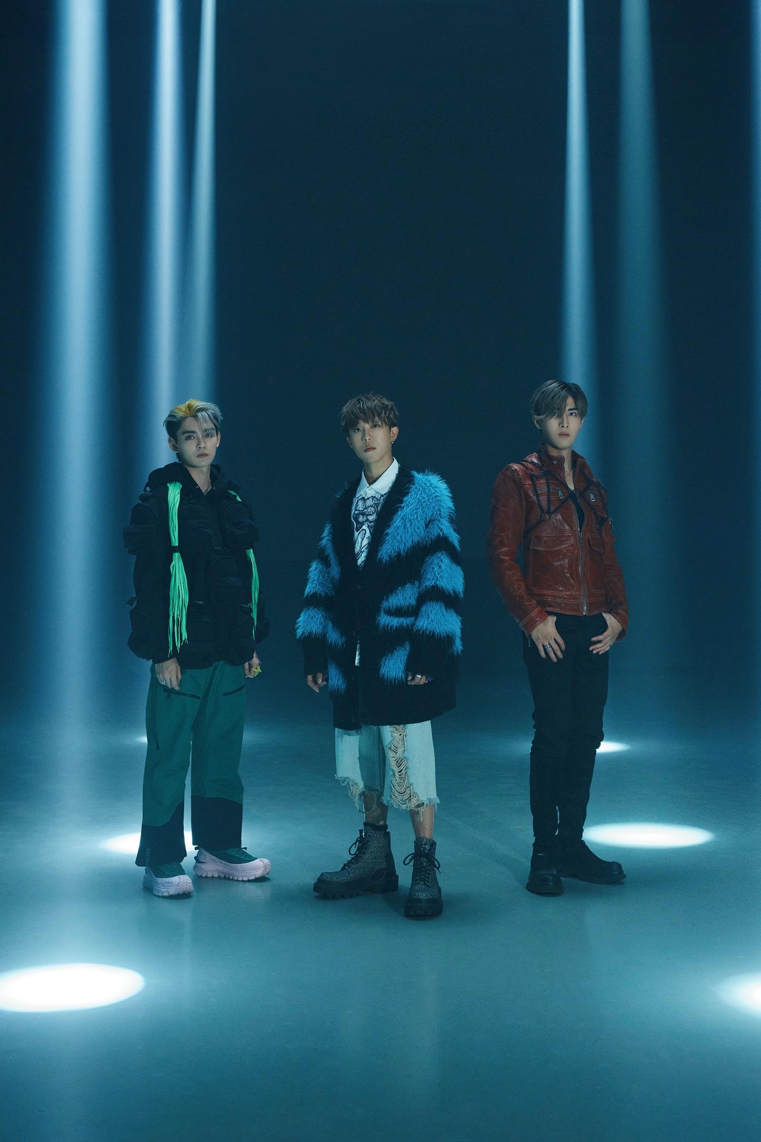 三子主動向公司建議新歌《BOMB》的製作人、編舞及MV導演,務求奉上最驚喜有型的P1X3L。