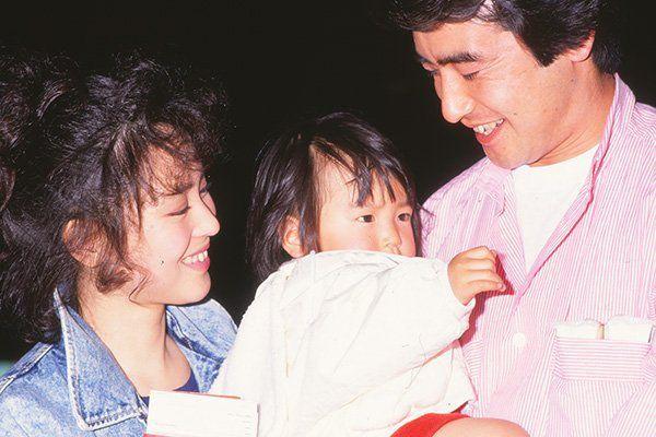 神田正輝昔日一家三口的場面已成回憶。