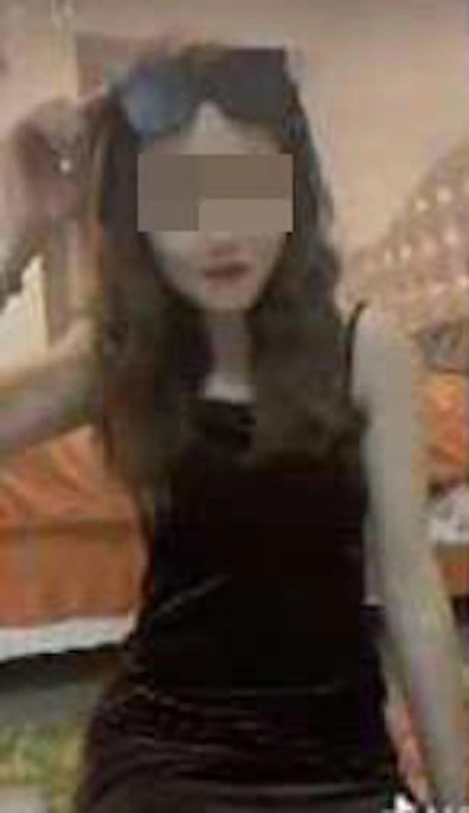 程女用盡方法傷害無辜的鍾女兒子。(圖/翻攝自吃瓜中心)