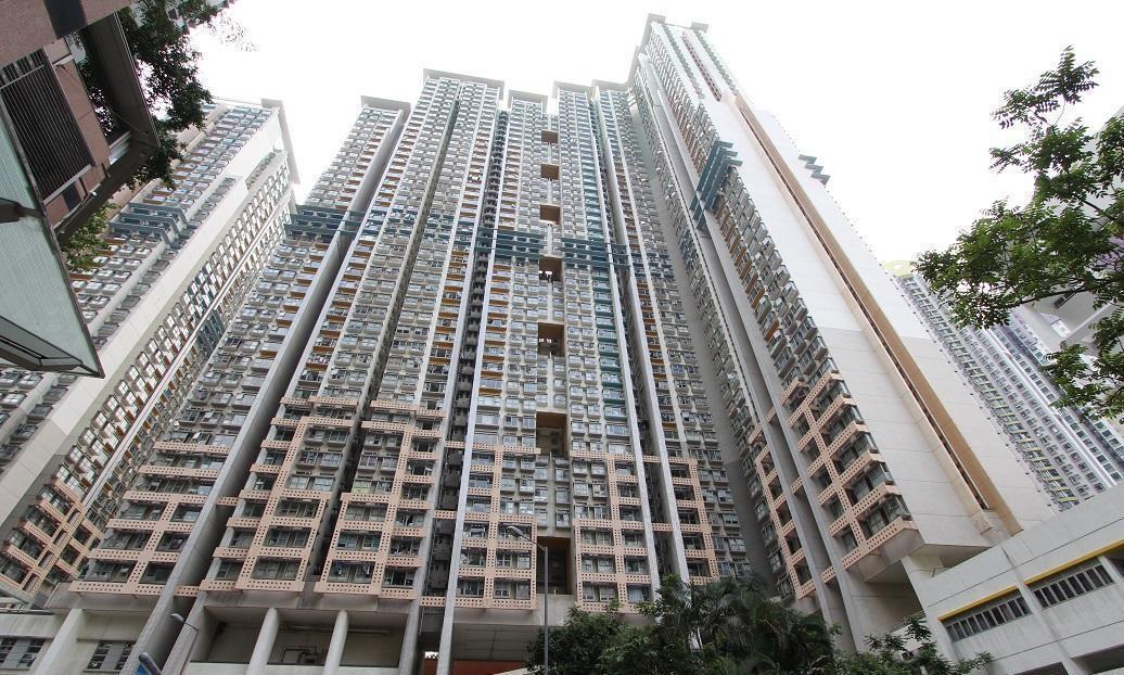 將軍澳茵怡花園高層山景套三房單位,以綠表價511萬元易手,呎價9,207元。(資料圖片)