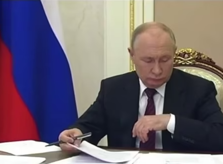 普京替身|普京近期公開露面照片。(美聯社、互聯網)