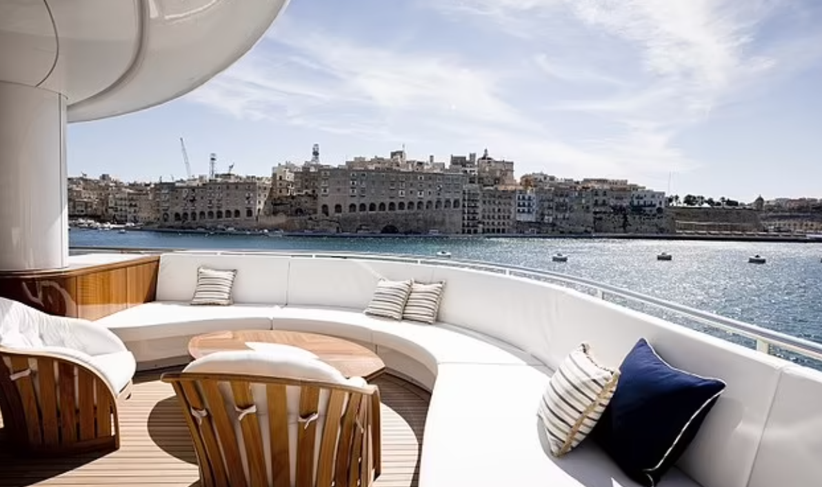 普京遊艇|之前已曝光的普京超級遊艇內部圖片。(互聯網)