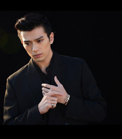 《One Piece海賊王》新田真劍佑演真人版卓洛(新田真劍佑IG)