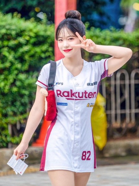 南韓啦啦隊女神李多慧(le_dahye IG)