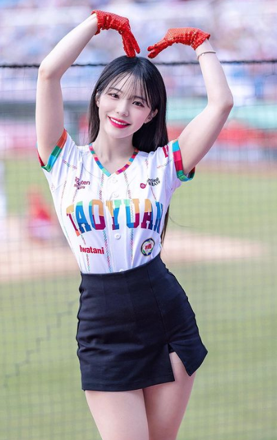 南韓啦啦隊女神李多慧(le_dahye IG)