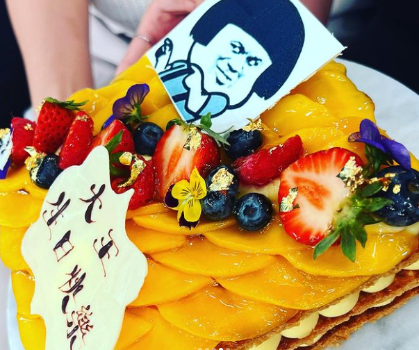 宋芝齡IG上載多張相片慶與《流行都市》台前幕後一同慶祝祝安德尊62歲生日正日