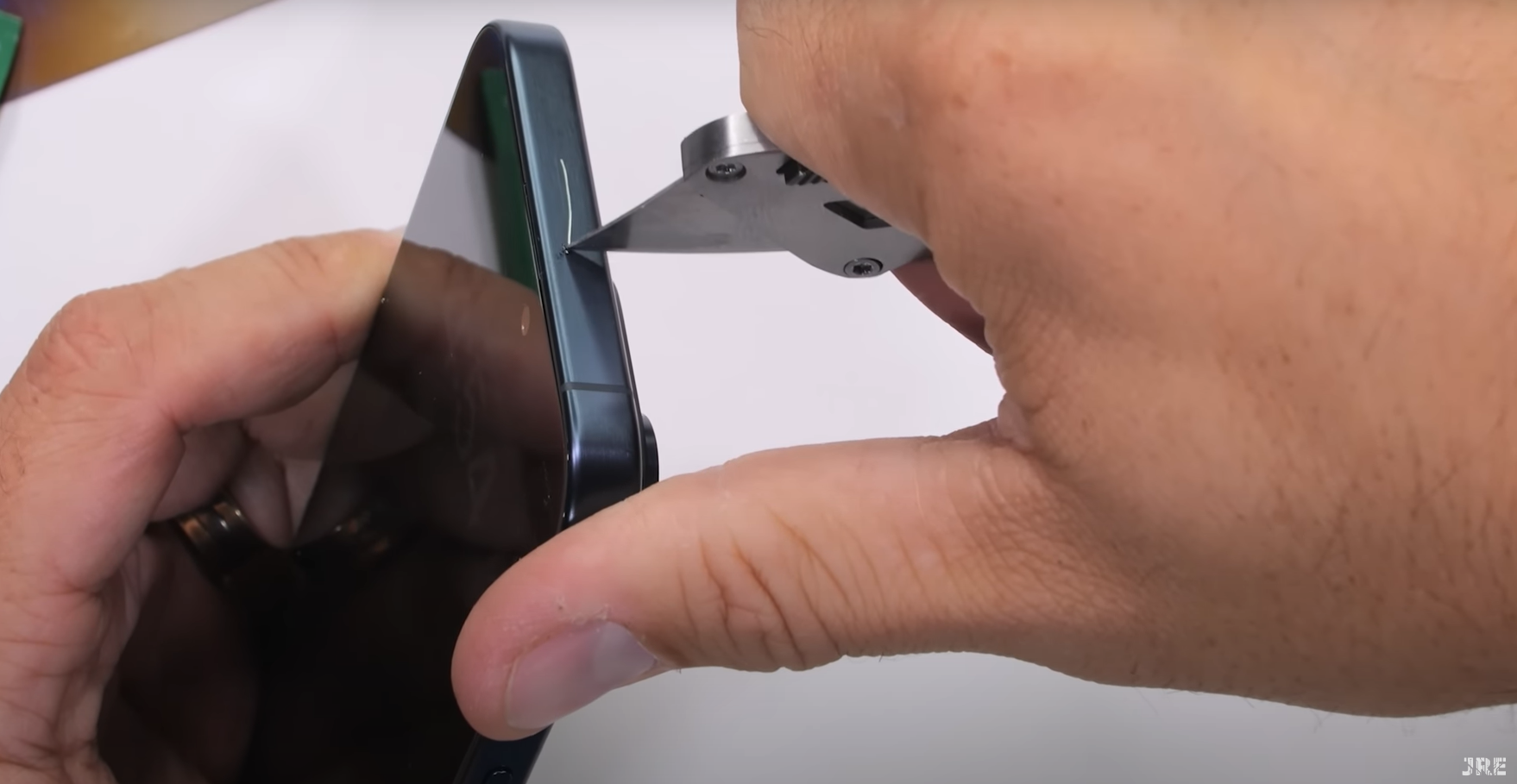 iPhone 15 Pro Max 測試過程。(互聯網)